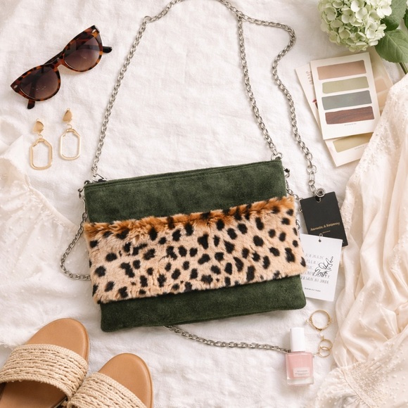 America & Beyond Handbags - America & Beyond Green Leopard Faux Fur Crossbody Clutch Chain Strap NWT